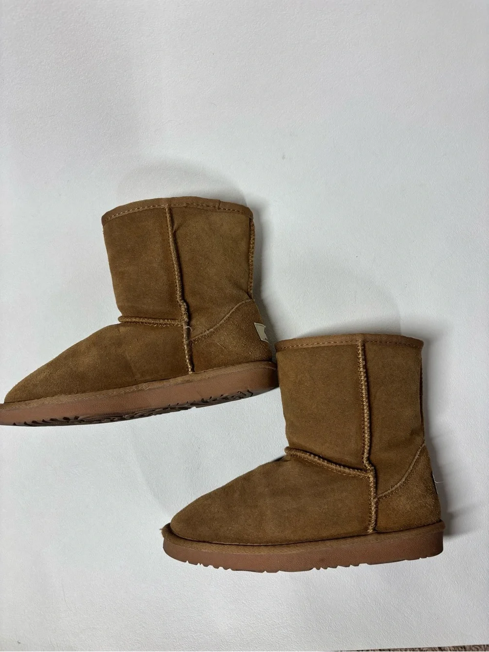 Dream Pairs Brown Faux Suede Shearling Lined Boots Size 4